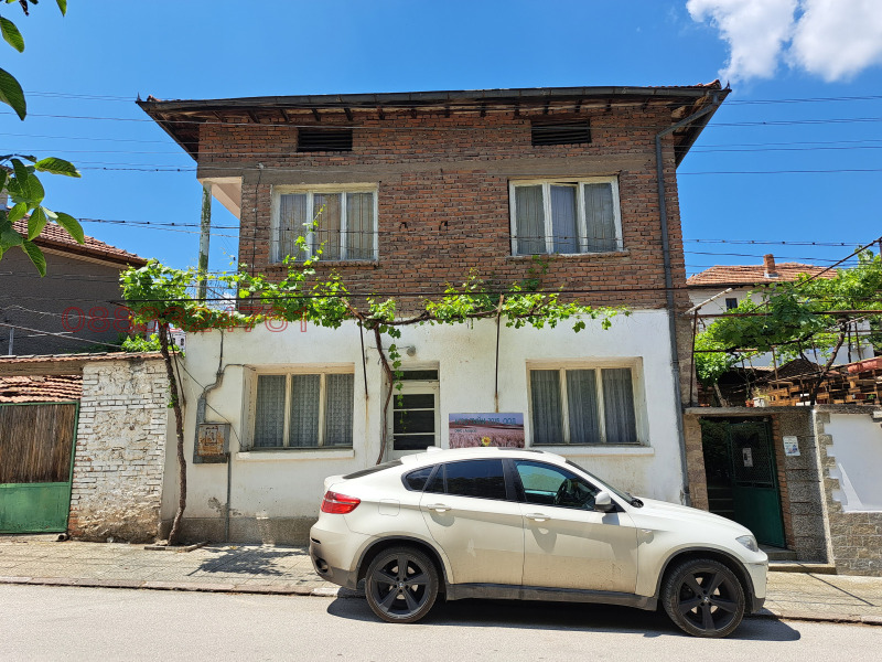 Продава КЪЩА, с. Козарско, област Пазарджик в Къщи в с. Козарско ...