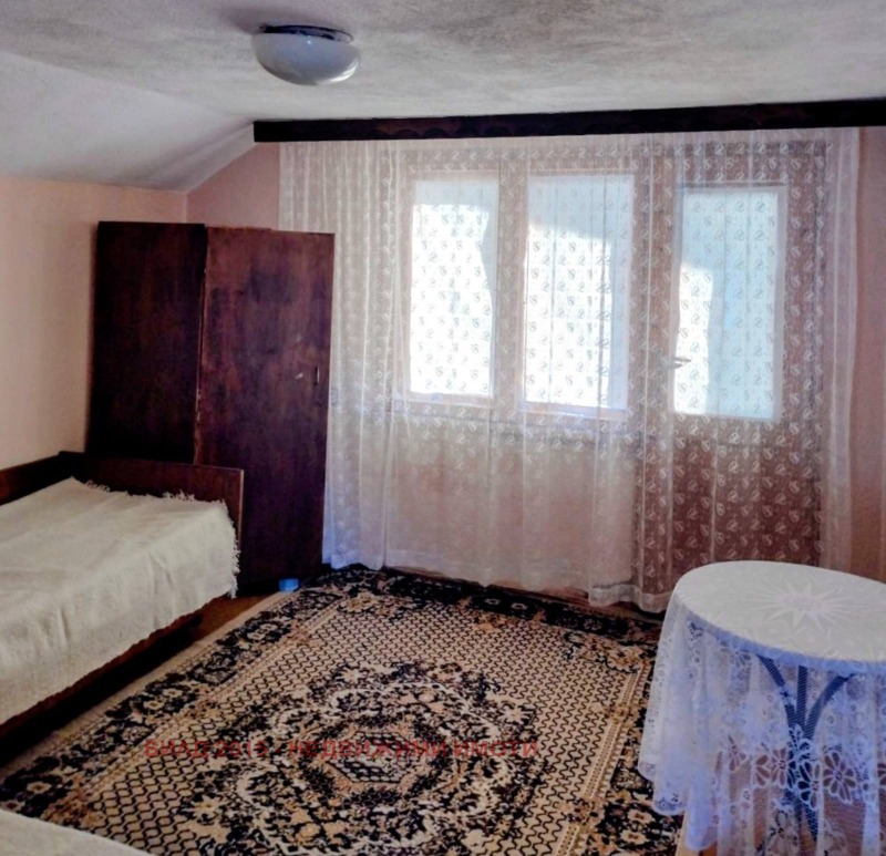 Продава КЪЩА, гр. Сърница, област Пазарджик, снимка 4 - Къщи - 52421367