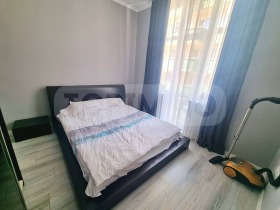 1 Schlafzimmer Zentar, Warna 4