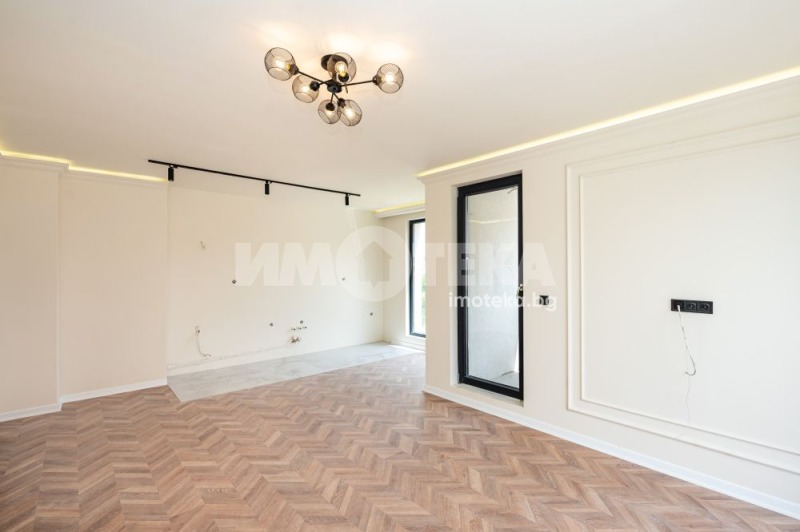 Продава  3-стаен град Пловдив , Остромила , 99 кв.м | 40303484 - изображение [3]