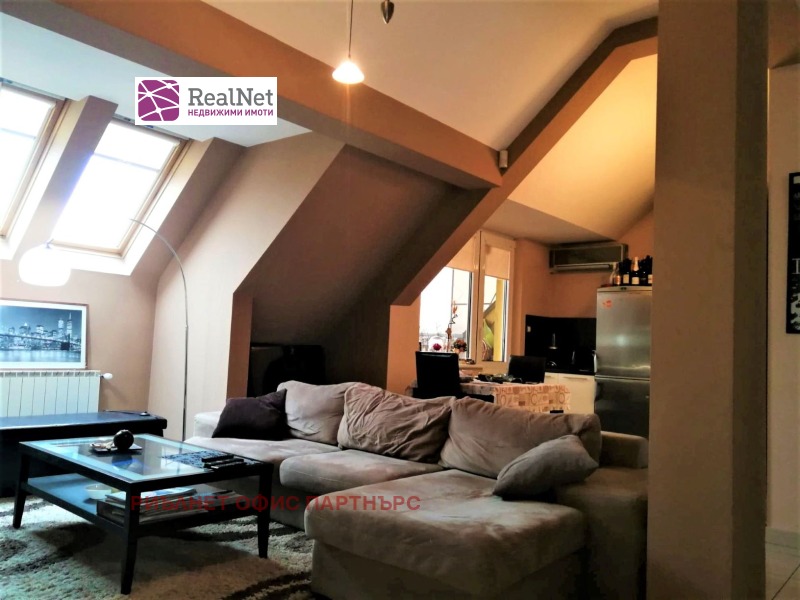 Продава 3-СТАЕН, гр. София, Център, снимка 2 - Апартаменти - 52461197