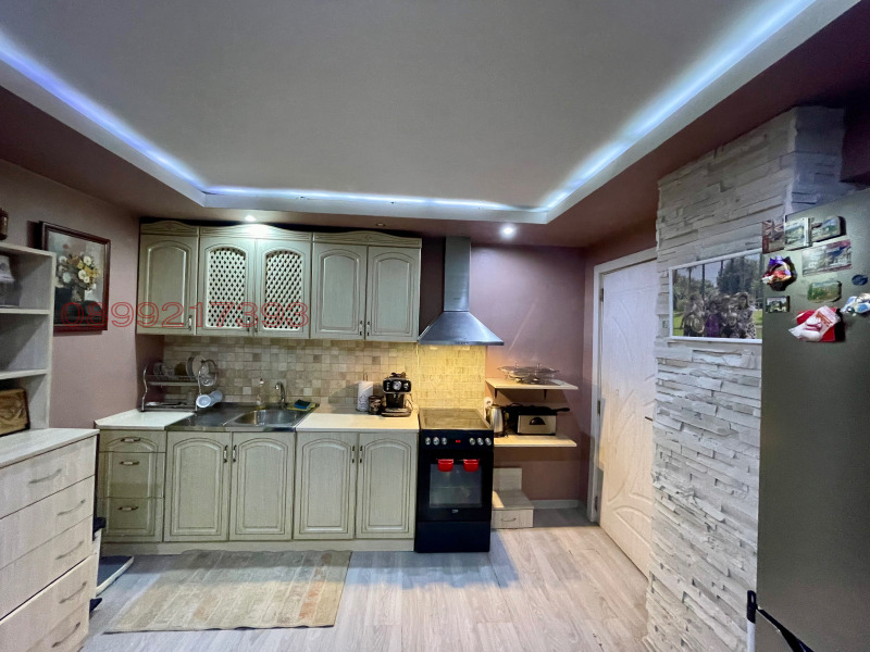 Продава 3-СТАЕН, гр. Русе, Родина 2, снимка 4 - Апартаменти - 53577479