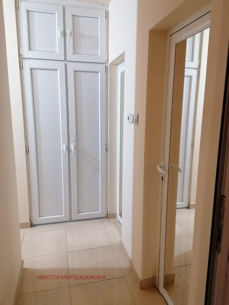De vânzare  3 dormitoare Stara Zagora , Aiazmoto , 83 mp | 17827721 - imagine [12]