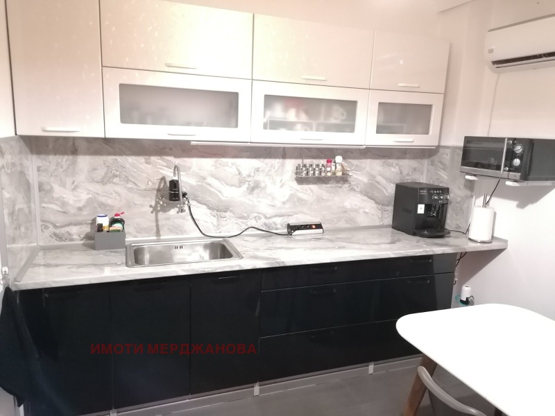 De vânzare  3 dormitoare Stara Zagora , Aiazmoto , 83 mp | 17827721 - imagine [4]