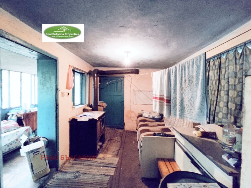 Продава КЪЩА, гр. Мартен, област Русе, снимка 10 - Къщи - 51966095