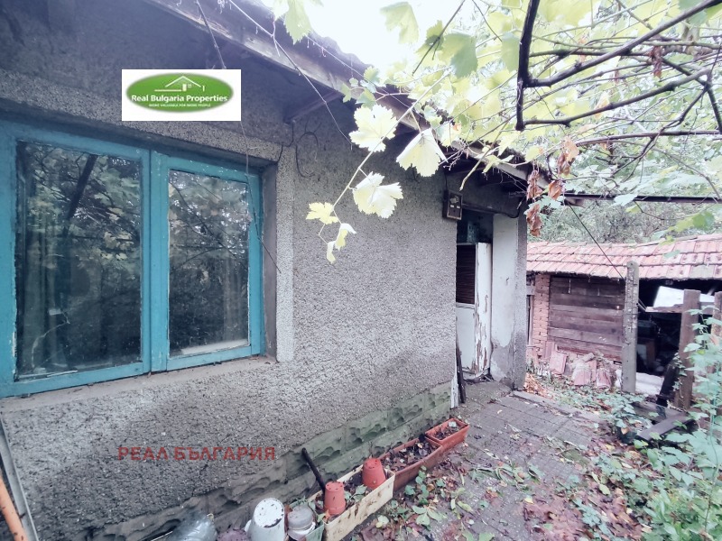 Продава КЪЩА, гр. Мартен, област Русе, снимка 13 - Къщи - 51966095