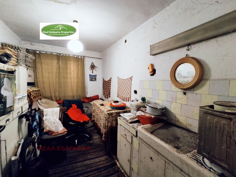 Продава КЪЩА, гр. Мартен, област Русе, снимка 9 - Къщи - 51966095