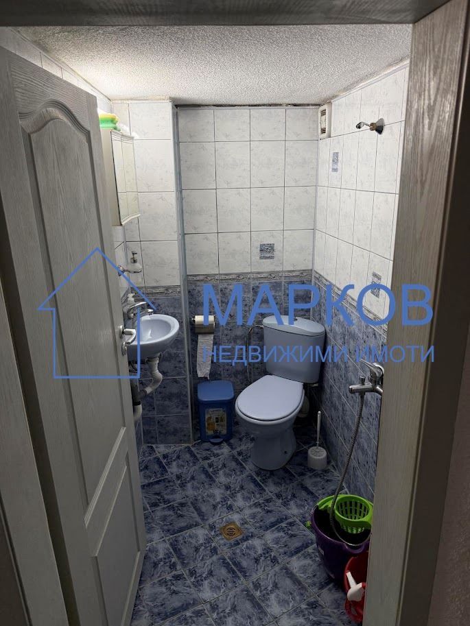Продава  Къща град София , с. Железница , 240 кв.м | 68303614 - изображение [16]