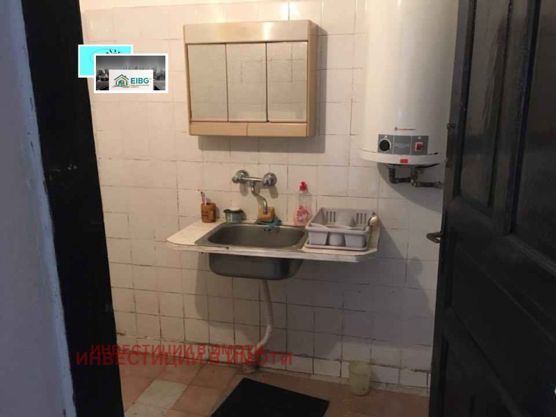 Продава КЪЩА, с. Шишковци, област Кюстендил, снимка 5 - Къщи - 53396232