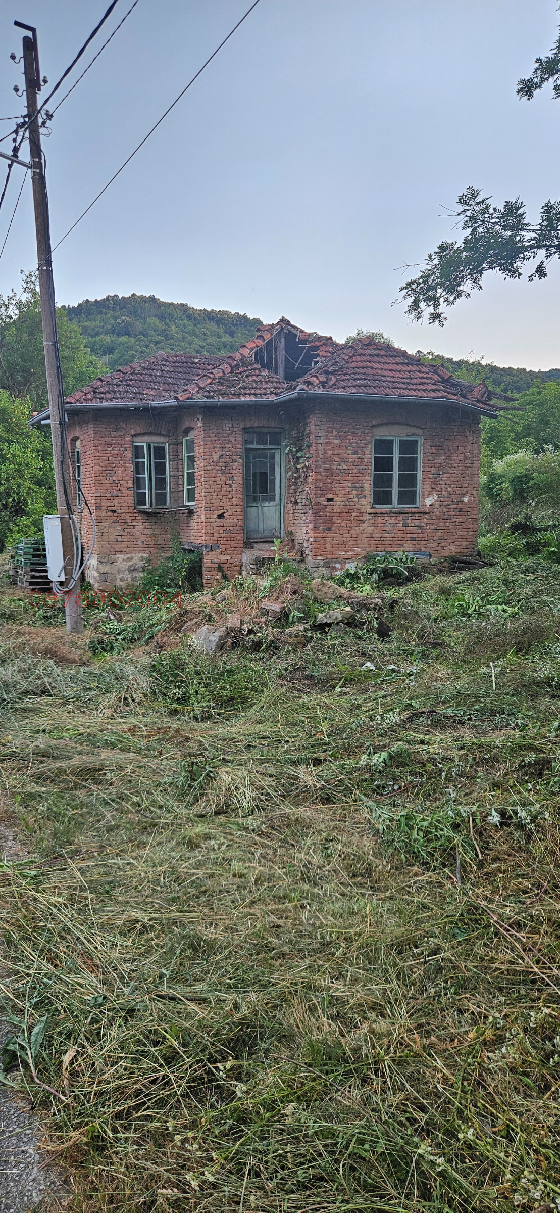 Продава КЪЩА, с. Дедина, област Велико Търново