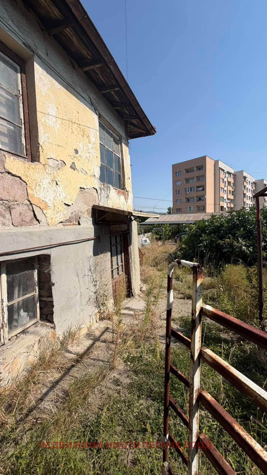 Продава КЪЩА, гр. Перник, Проучване, снимка 6 - Къщи - 56068061