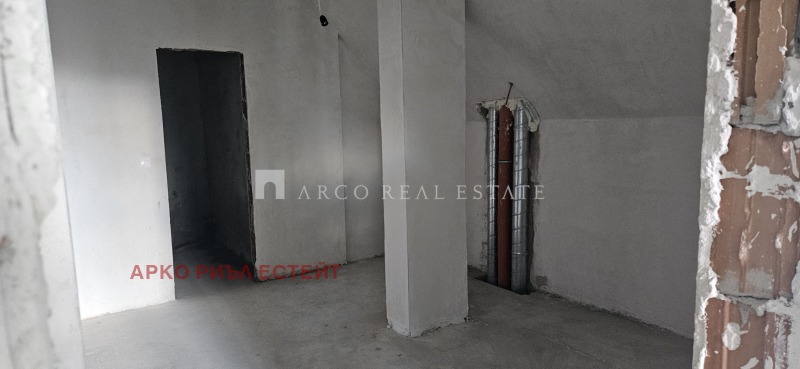 De vânzare  2 dormitoare Sofia , Crâstova vada , 99 mp | 11734396