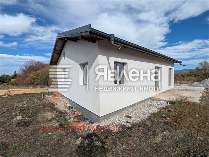 Продава КЪЩА, с. Хераково, област София област, снимка 5 - Къщи - 53832440