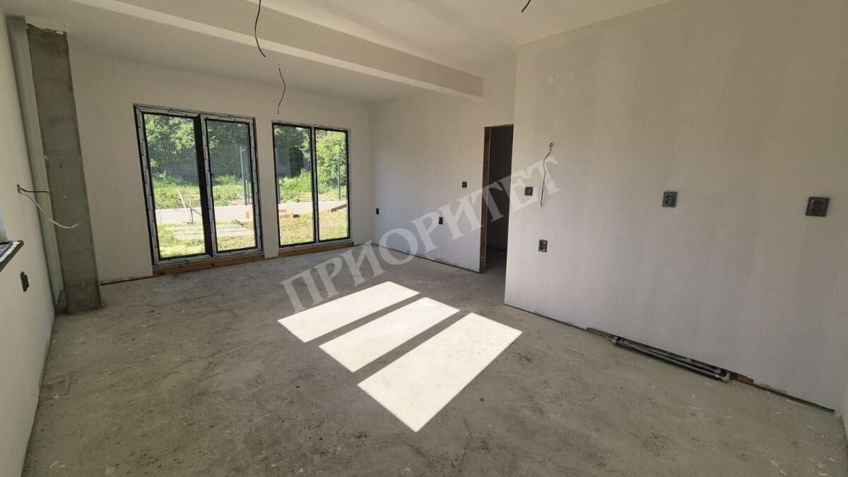 Продава КЪЩА, с. Орешак, област Варна, снимка 2 - Къщи - 55044670