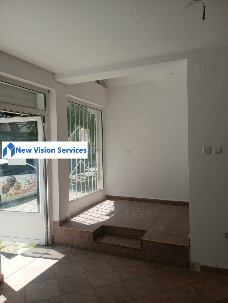 For Sale  Studio Plovdiv , Kyuchuk Parizh , 58 sq.m | 72969942 - image [2]