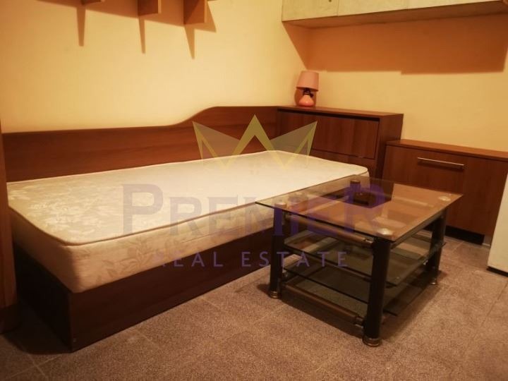 Продается  Студия Варна , Колхозен пазар , 16 кв.м | 99357926