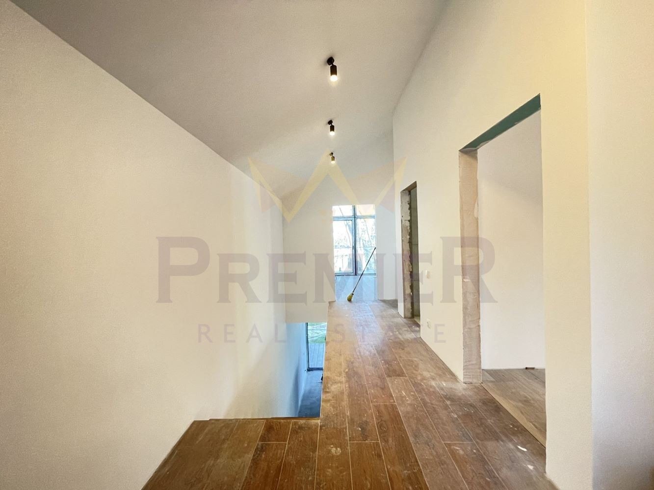 Продава КЪЩА, гр. Варна, м-т Ален мак, снимка 9 - Къщи - 53809548