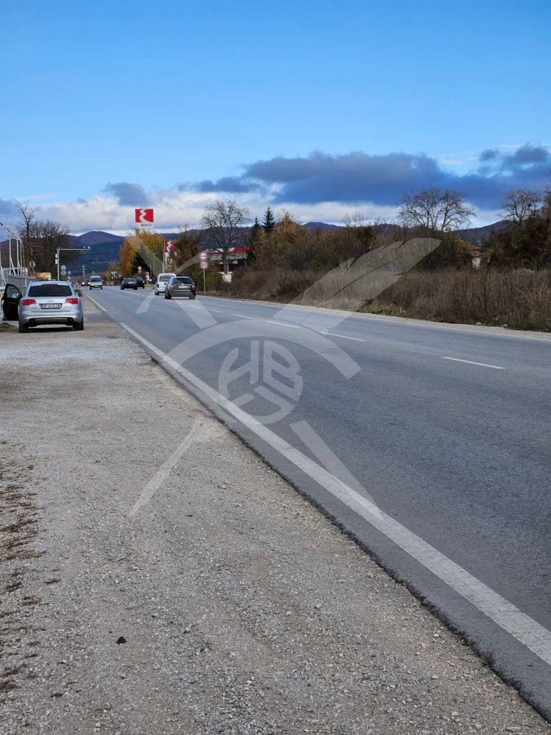 Продава ПАРЦЕЛ в град София, с. Чепинци - 3260 кв.м / 333 000 € » 651 291.39 лв., ЕКС НВД ООД