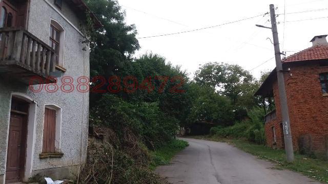 Продава КЪЩА, с. Микре, област Ловеч, снимка 3 - Къщи - 52786474