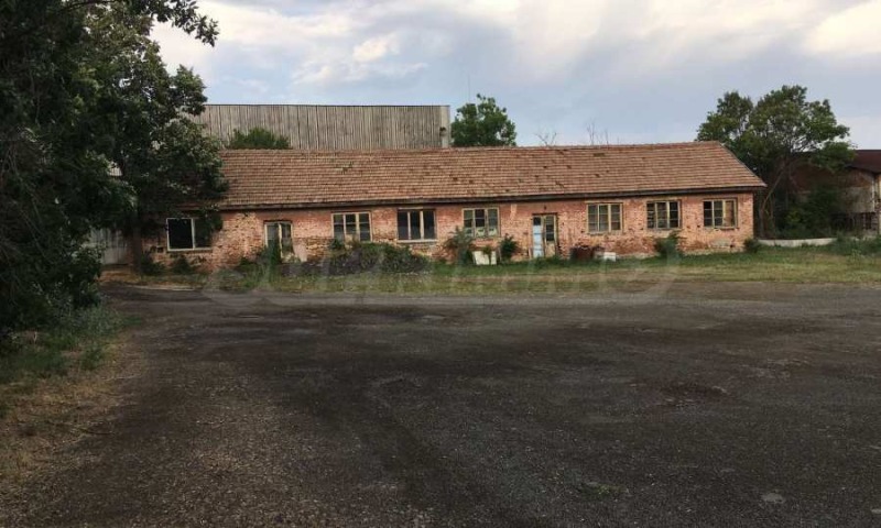 Продава ПРОМ. ПОМЕЩЕНИЕ, гр. Карнобат, област Бургас, снимка 6 - Производствени сгради - 52322993