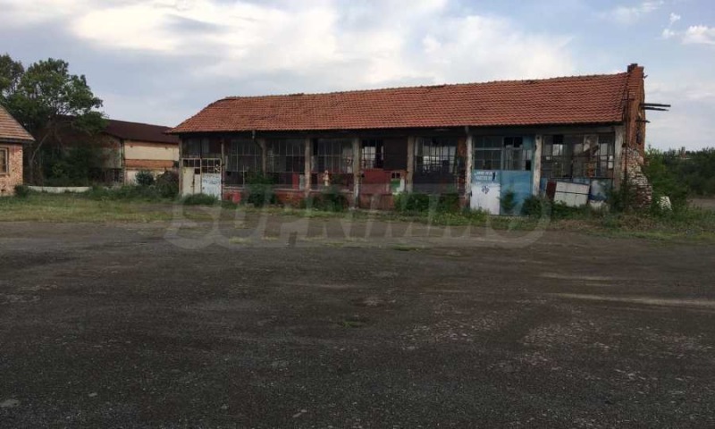 Продава ПРОМ. ПОМЕЩЕНИЕ, гр. Карнобат, област Бургас, снимка 8 - Производствени сгради - 52322993