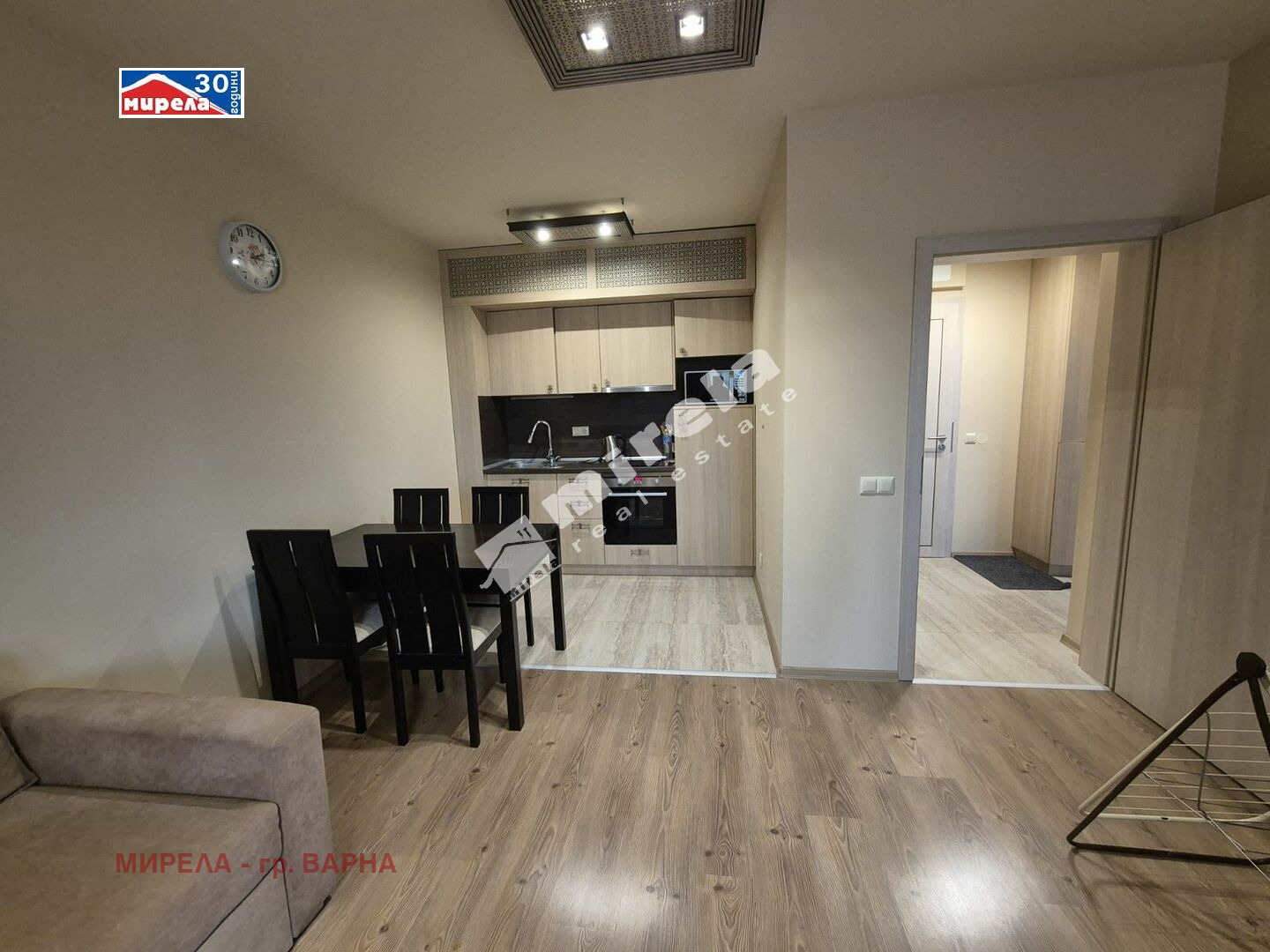 Продава 2-СТАЕН, гр. Варна, област Варна, снимка 2 - Апартаменти - 52342301
