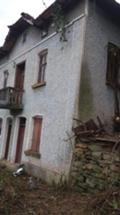 Продава КЪЩА, с. Микре, област Ловеч, снимка 2