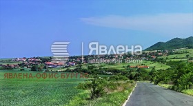 Продажба на имоти в с. Медово, област Бургас — страница 2 - изображение 11 