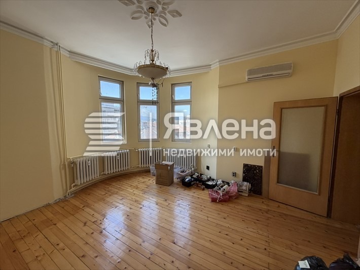 Продава 3-СТАЕН, гр. София, Оборище, снимка 3 - Апартаменти - 55608940