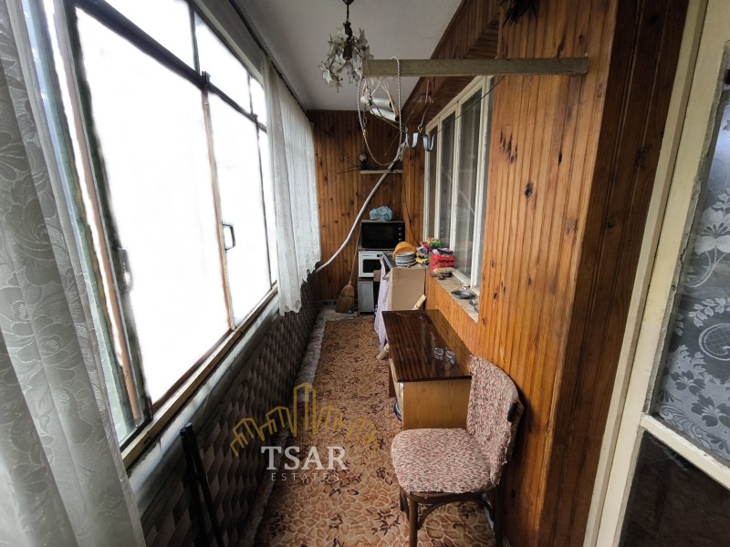 Продава 4-СТАЕН, гр. Велико Търново, Център, снимка 4 - Апартаменти - 52554939