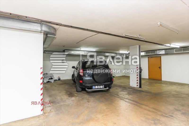 Продава 4-СТАЕН, гр. София, Изток, снимка 13 - Апартаменти - 52795282