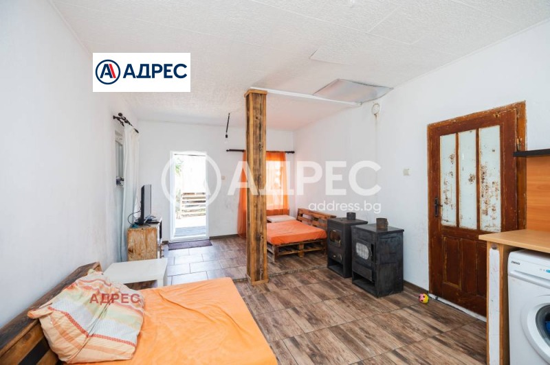 Продава КЪЩА, с. Водица, област Варна, снимка 8 - Къщи - 51598272
