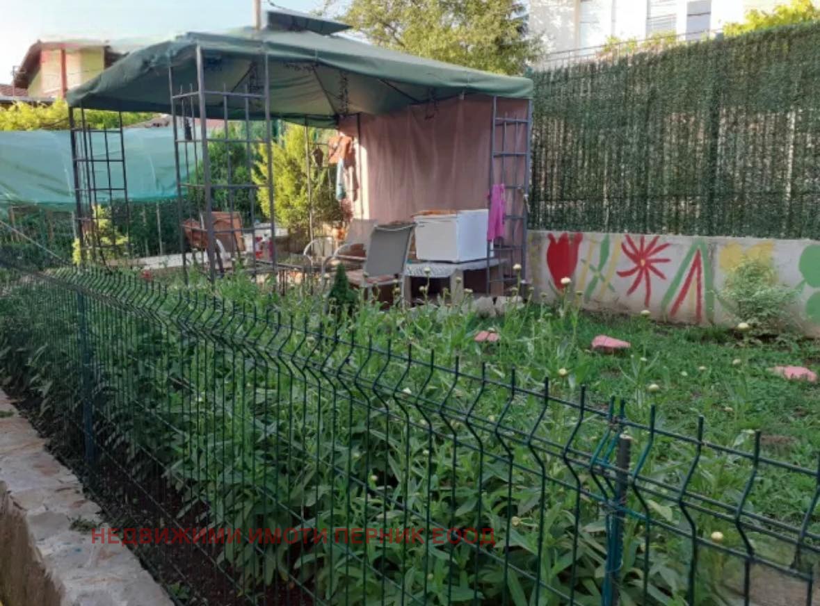 Продава 3-СТАЕН, гр. Перник, Център, снимка 2 - Апартаменти - 54423062