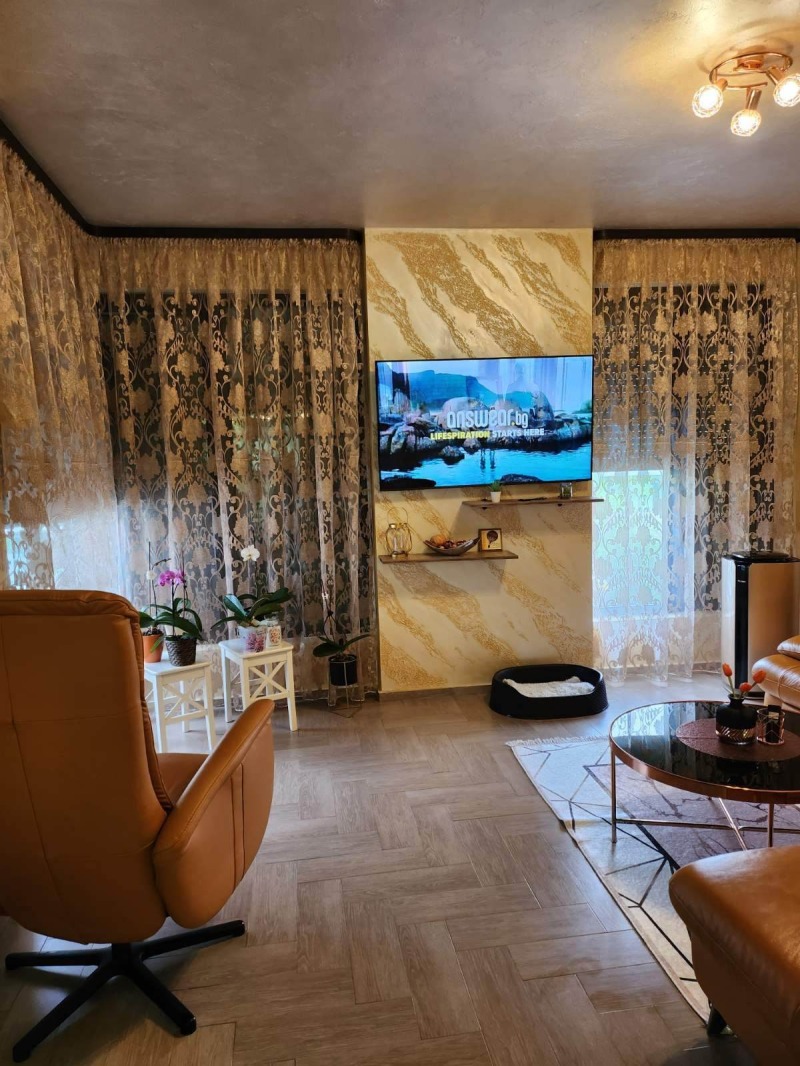 Продава КЪЩА в град Стара Загора, Център - 240 кв.м / 350 000 € » 684 540.50 лв., ЕС ДИ ЕН ЕСТЕЙТС ЕООД
