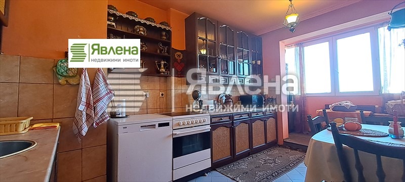 Продава 3-СТАЕН, гр. София, Разсадника, снимка 3 - Aпартаменти - 49277021