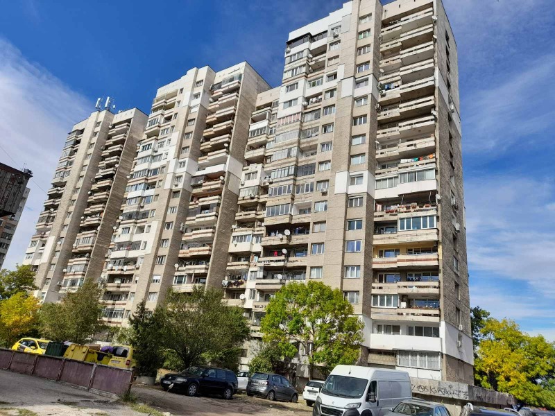 Na sprzedaż  3 sypialnie Sofia , Ljulin 1 , 120 mkw | 44056849 - obraz [10]