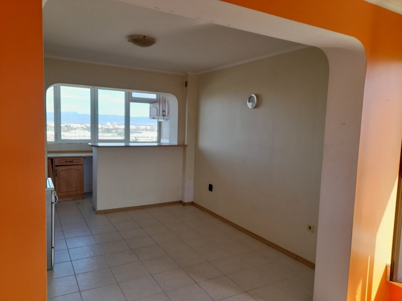 Na sprzedaż  3 sypialnie Sofia , Ljulin 1 , 120 mkw | 44056849 - obraz [3]