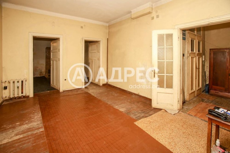 Na sprzedaż  3+ sypialni Sofia , Centar , 181 mkw | 88518601 - obraz [6]