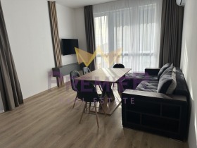 1 dormitor Vâzrajdane 3, Varna 3