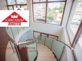 3 chambres Lyulin - tsentar, Sofia 1