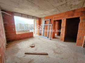 3 Schlafzimmer Hristo Smirnenski, Plowdiw