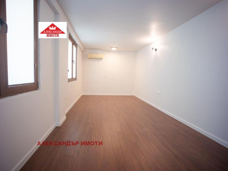 De vânzare  3 dormitoare Sofia , Liulin - țentâr , 148 mp | 39753004 - imagine [15]