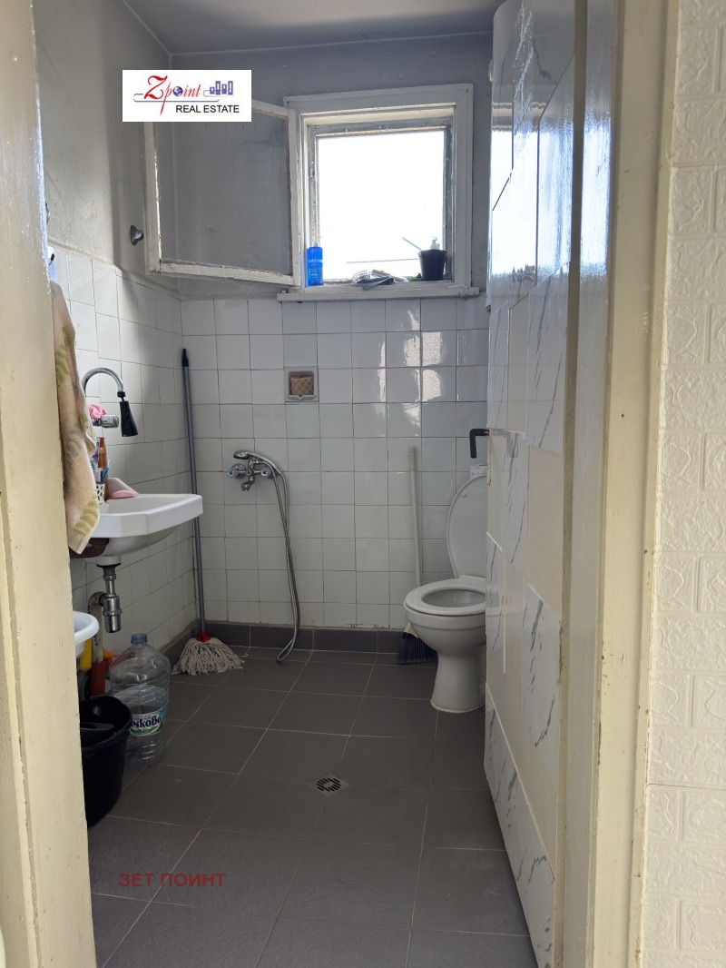 Продава КЪЩА, гр. София, Карпузица, снимка 12 - Къщи - 52468330