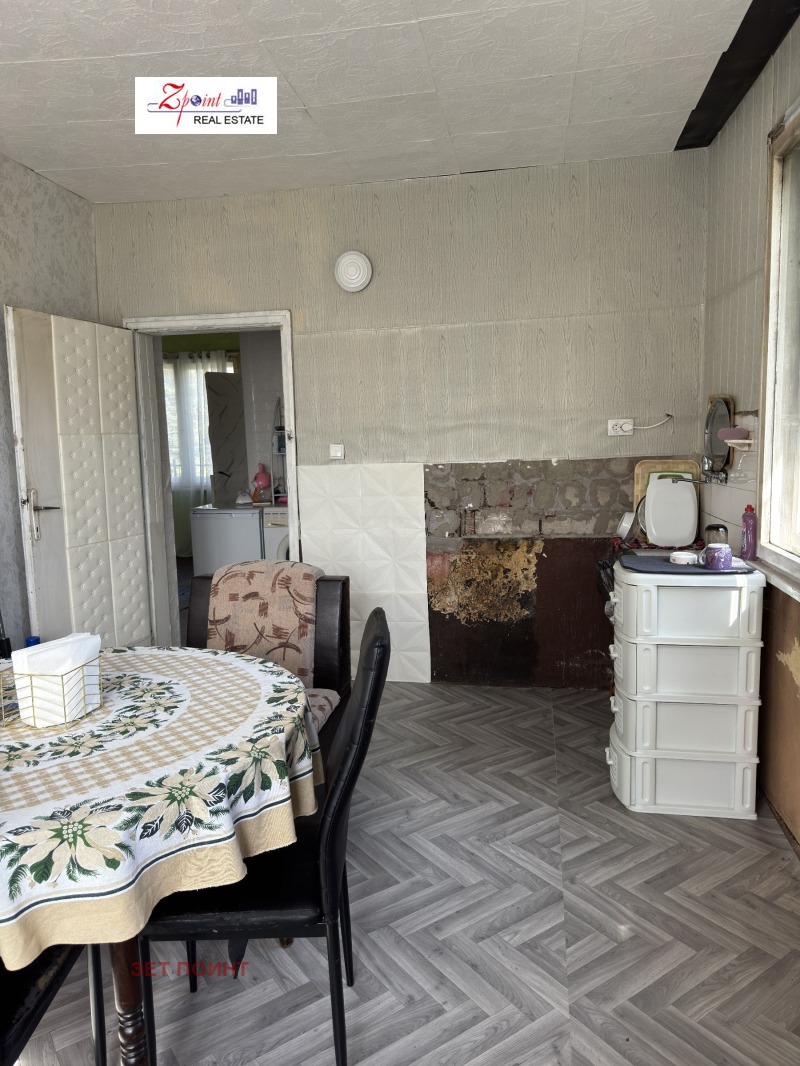 Продава КЪЩА, гр. София, Карпузица, снимка 11 - Къщи - 52468330