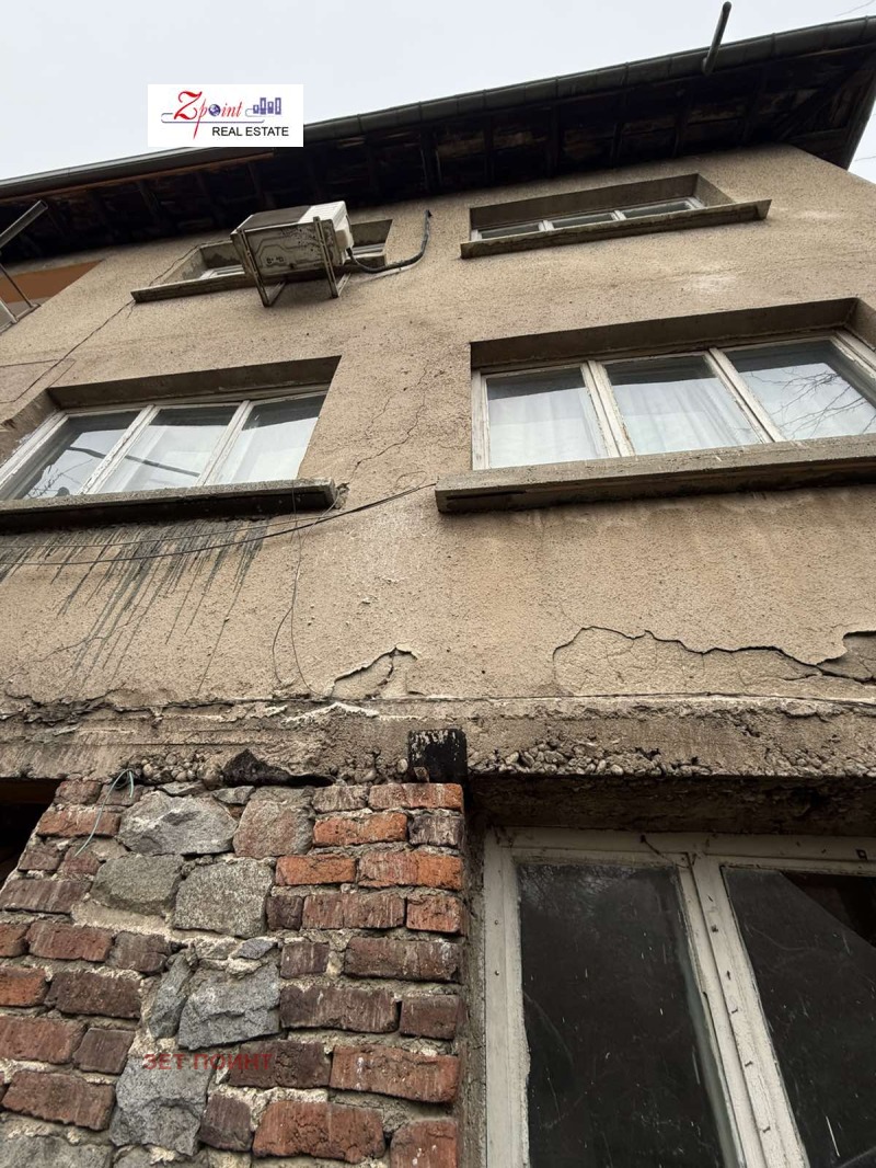 Продава КЪЩА, гр. София, Карпузица, снимка 4 - Къщи - 52468330