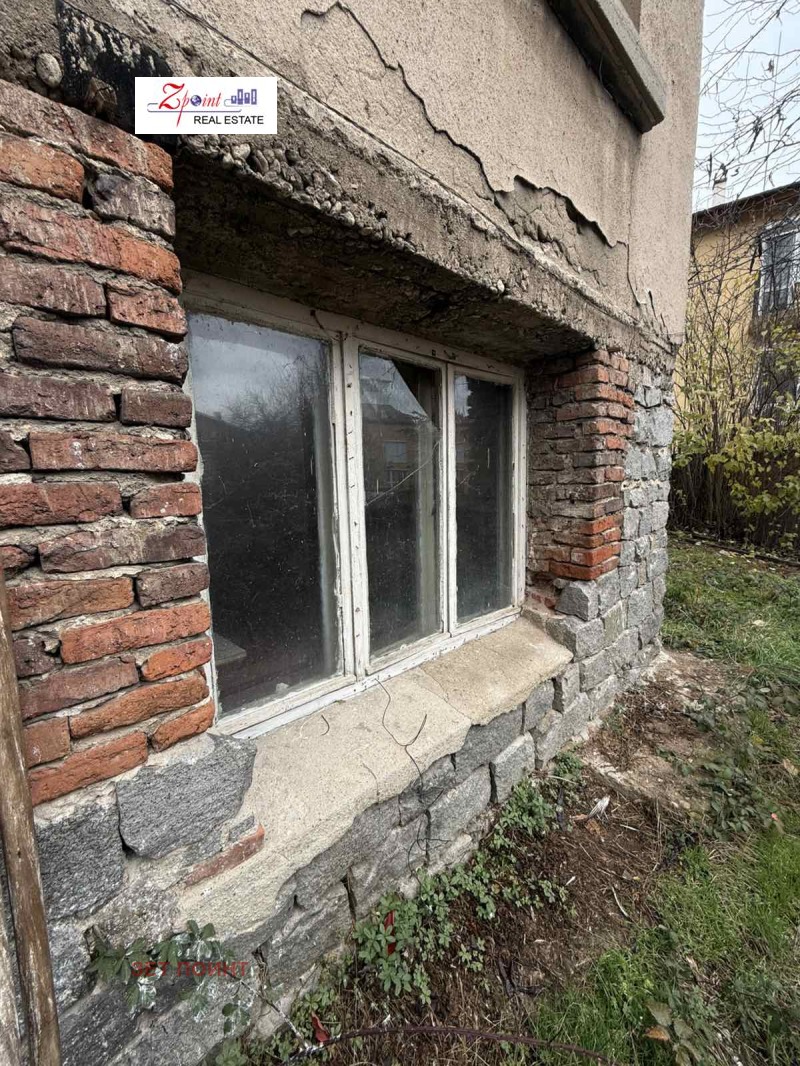 Продава КЪЩА, гр. София, Карпузица, снимка 15 - Къщи - 52468330