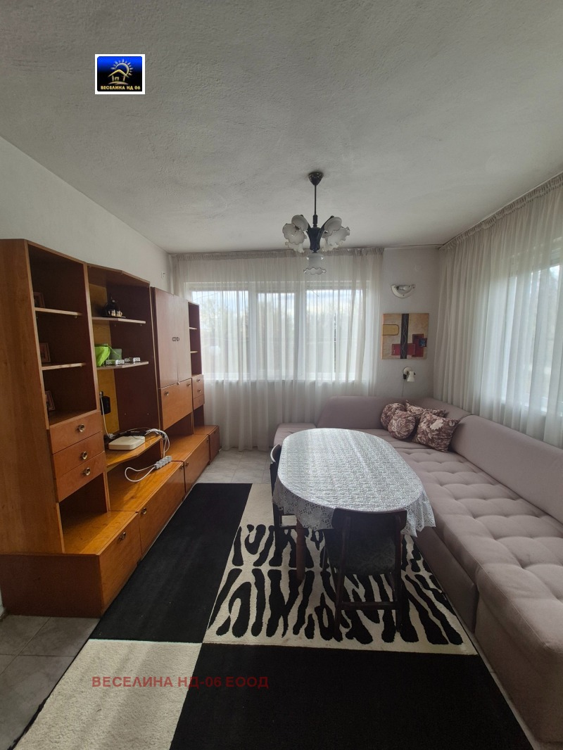 Продава КЪЩА, с. Бдинци, област Добрич, снимка 2 - Къщи - 52735656