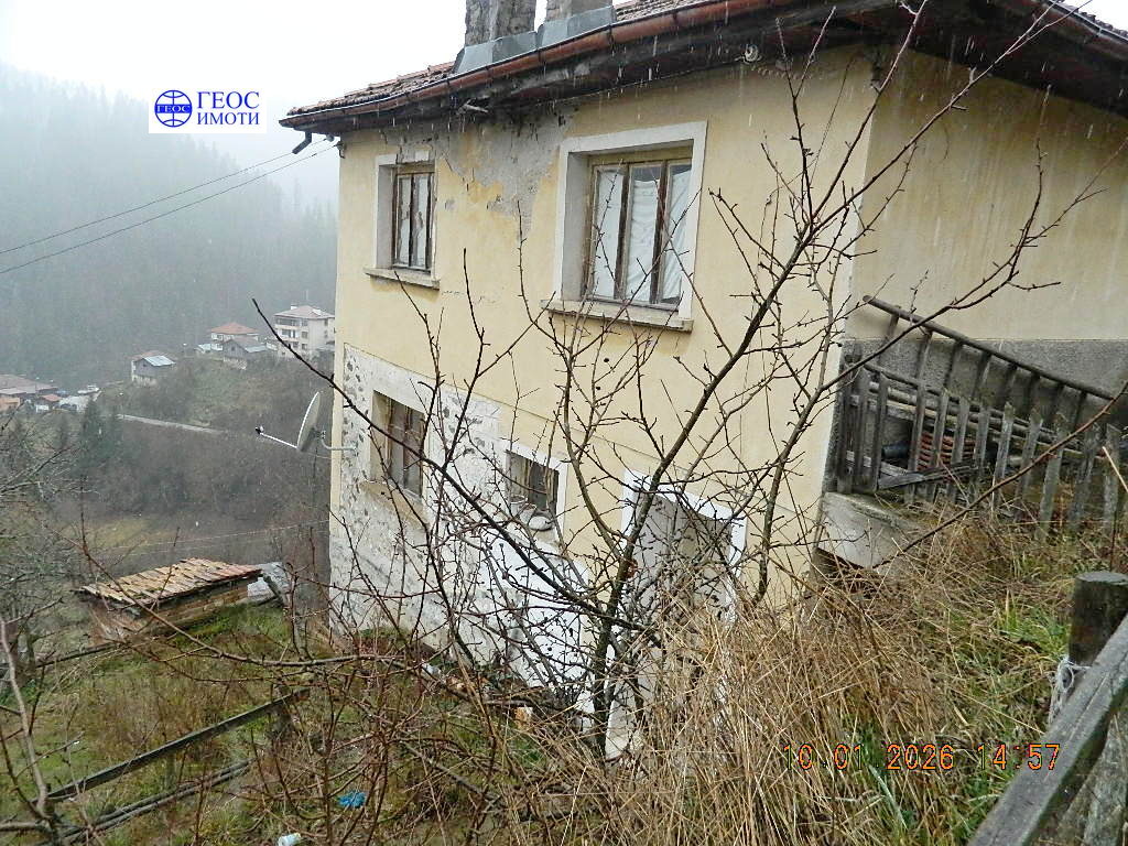 Продава КЪЩА, с. Кутела, област Смолян, снимка 3 - Къщи - 54277154