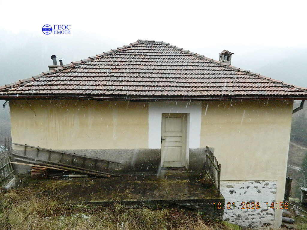 Продава КЪЩА, с. Кутела, област Смолян, снимка 2 - Къщи - 54277154