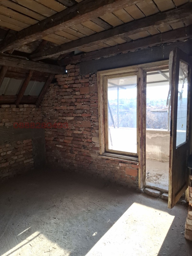 Продава 2-СТАЕН, гр. Пловдив, Кючук Париж, снимка 3 - Апартаменти - 52802139